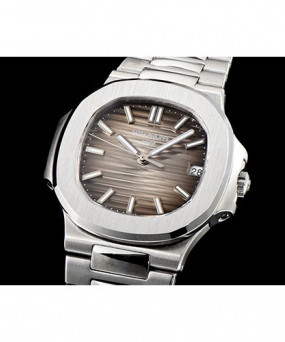 파텍필립 노틸러스-65 57111A